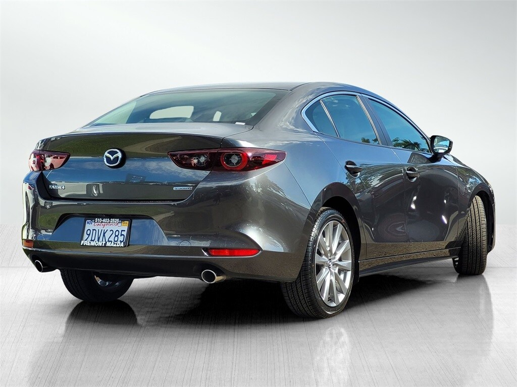 2022 Mazda Mazda3 Preferred Sedan photo 4