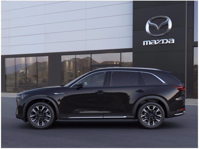 2024 Mazda CX-90 Premium photo 3