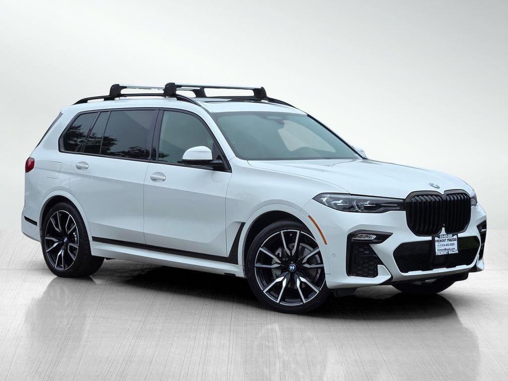 2021 BMW X7 xDrive40i's photo
