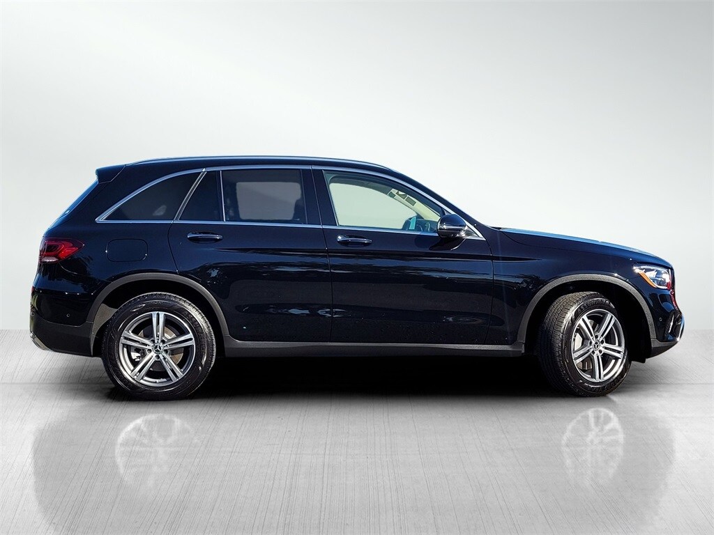 2020 Mercedes Benz GLC 300 photo 3