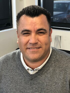 Staff member Sal Zamora from ID_5b88f7606080