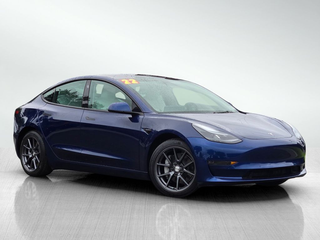 2022 Tesla Model 3 Long Range Dual Motor All-Wheel Drive's photo