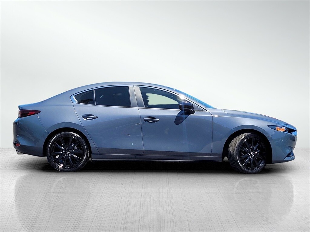 2025 Mazda Mazda3 Sedan 2.5 s Carbon photo 3