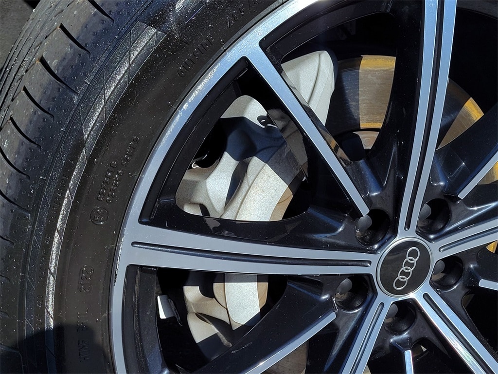 2022 Audi Q7 Premium Plus - Photo 10