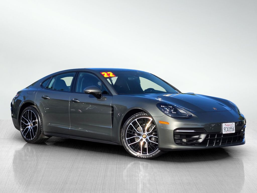 2022 Porsche Panamera Base