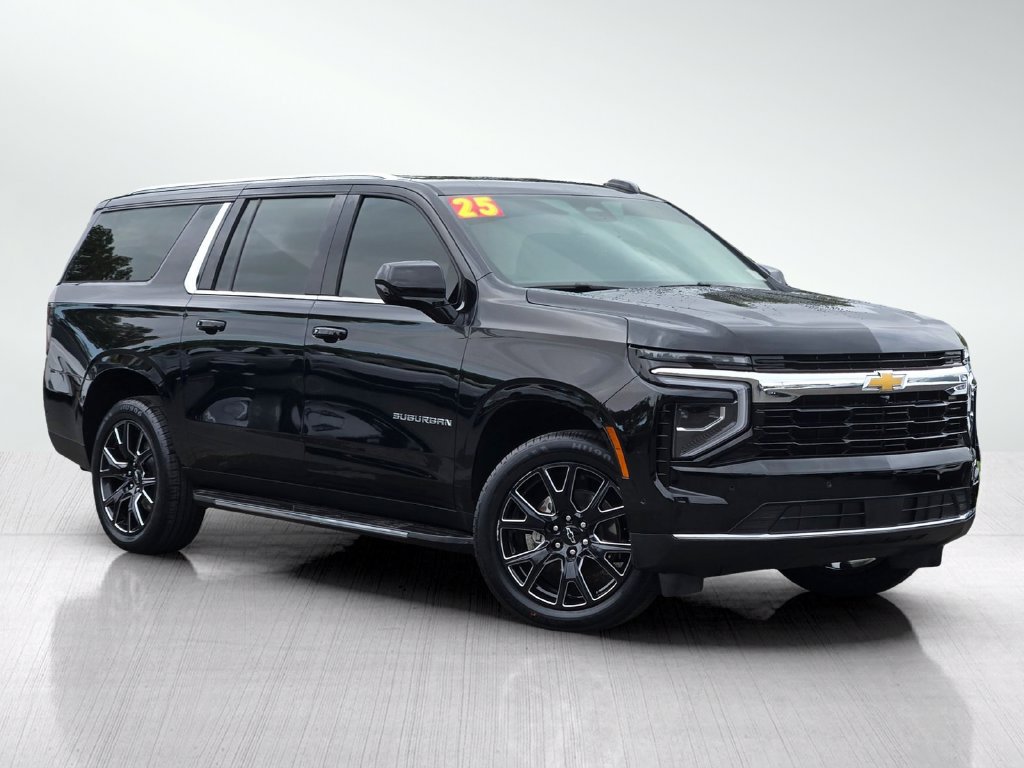 2025 Chevrolet Suburban LS