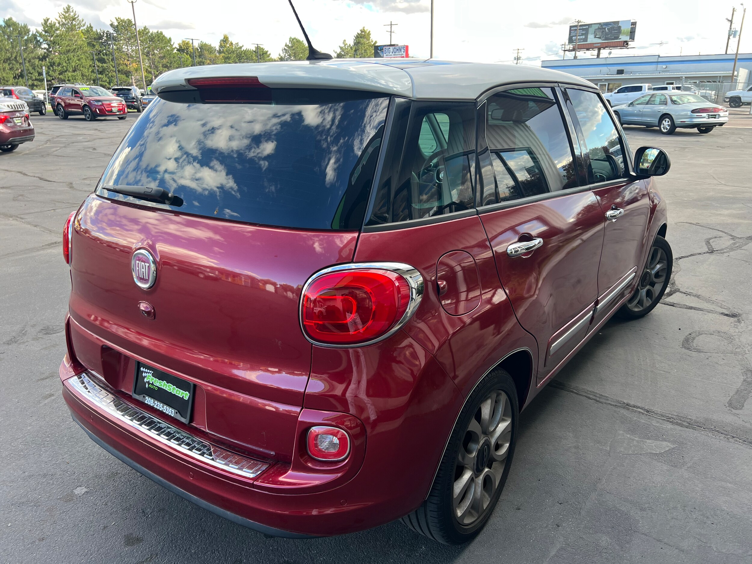 2014 Fiat 500L Lounge photo 4