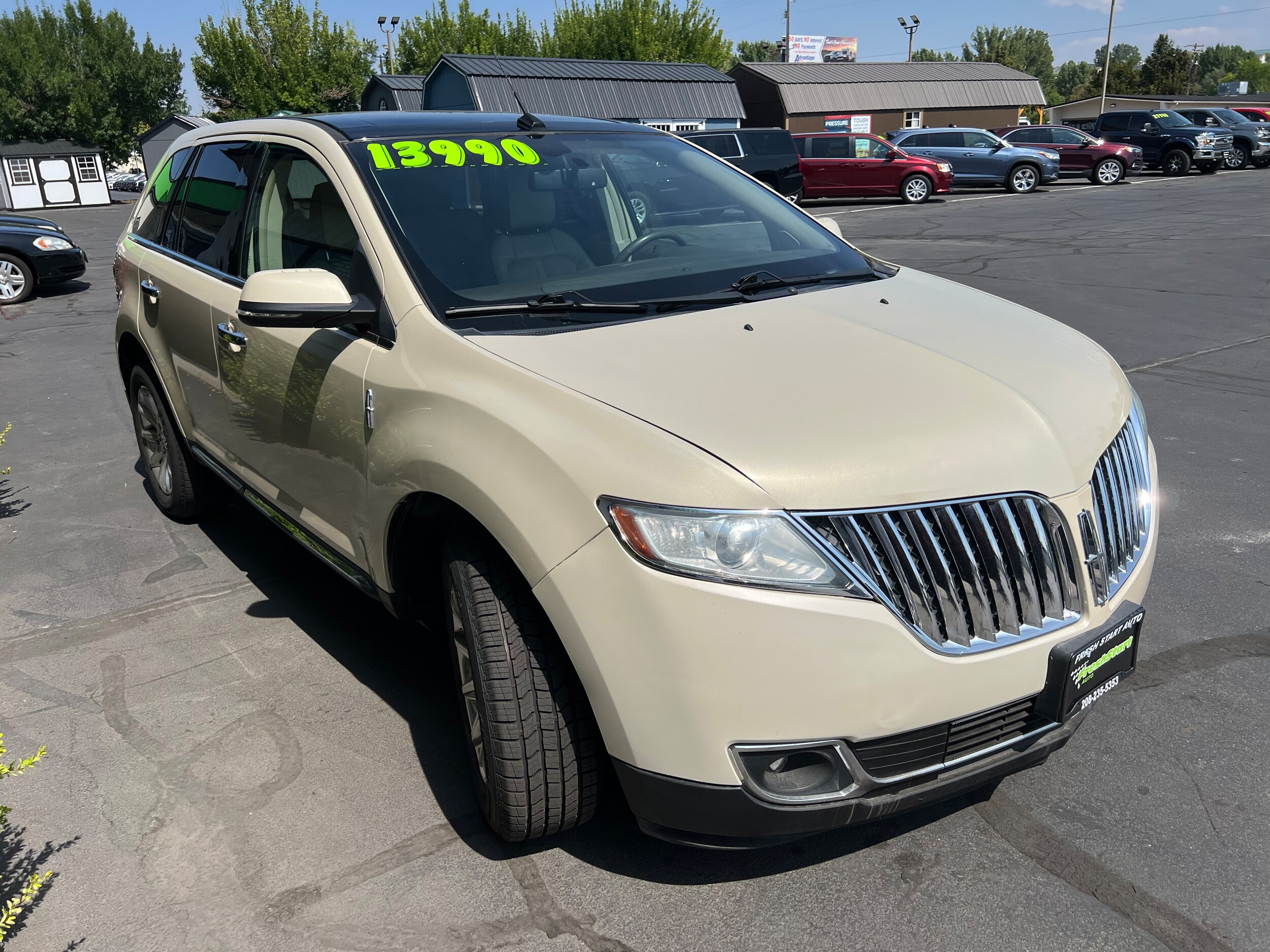 2014 Lincoln MKX photo 3