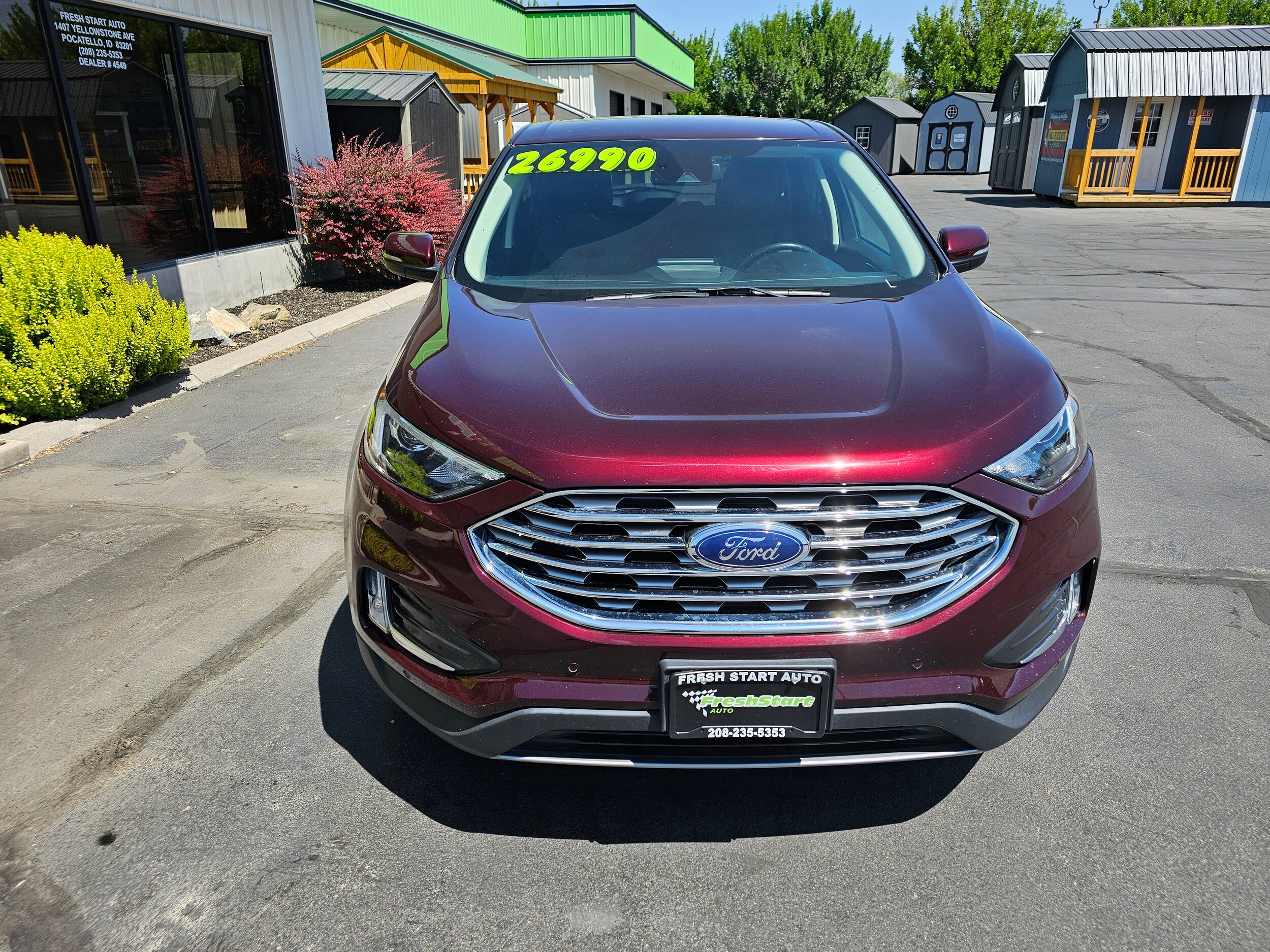2023 Ford Edge Titanium photo 3