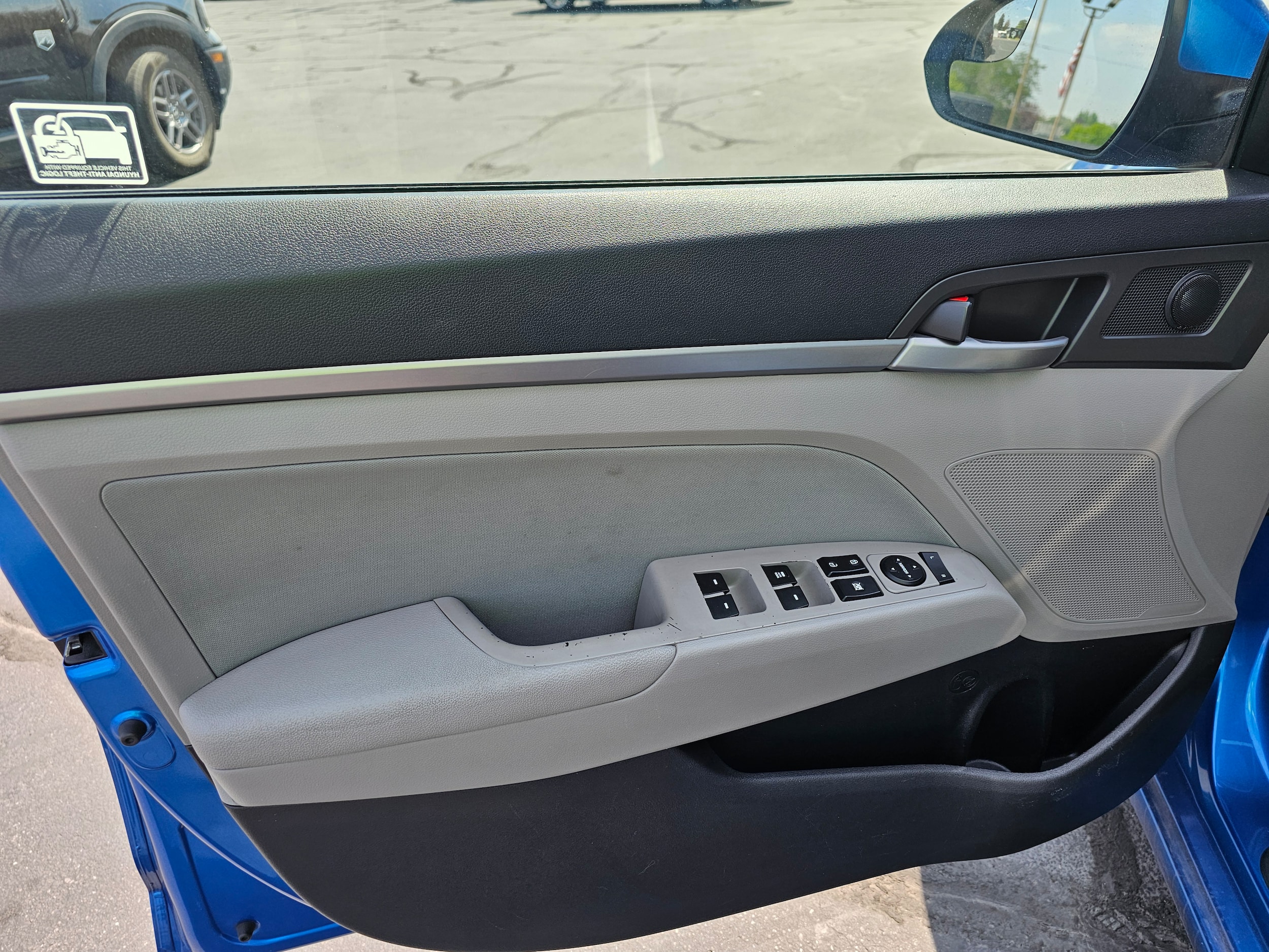 2017 Hyundai Elantra SE - Photo 9