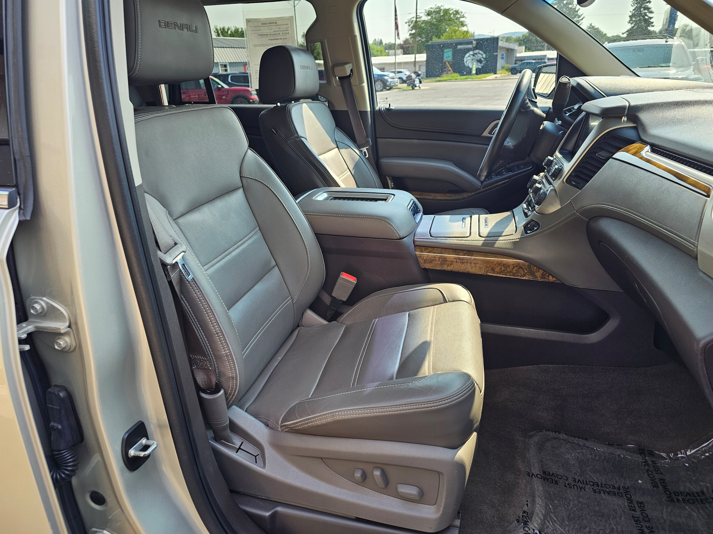 2016 GMC Yukon Denali - Photo 21