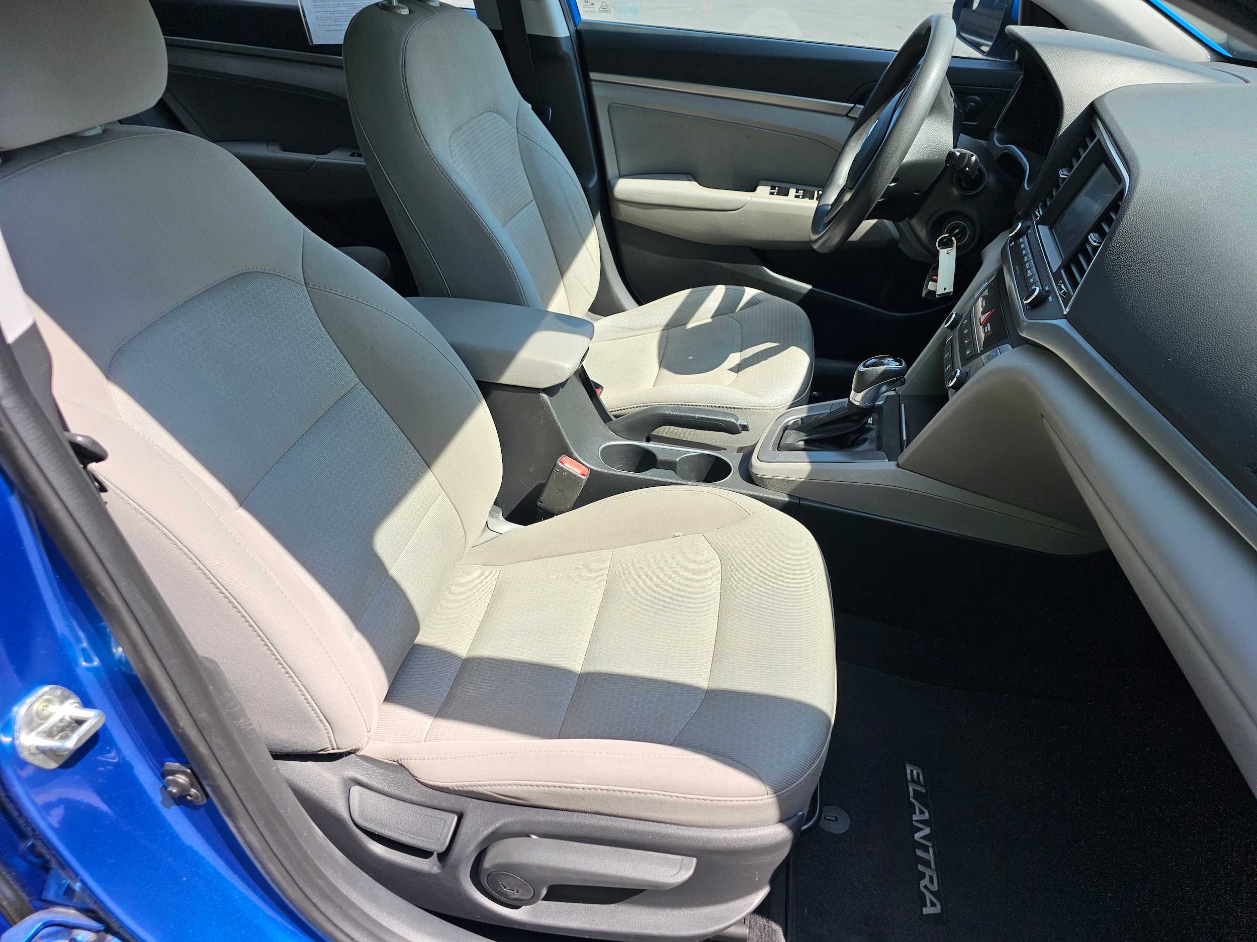 2017 Hyundai Elantra SE - Photo 17