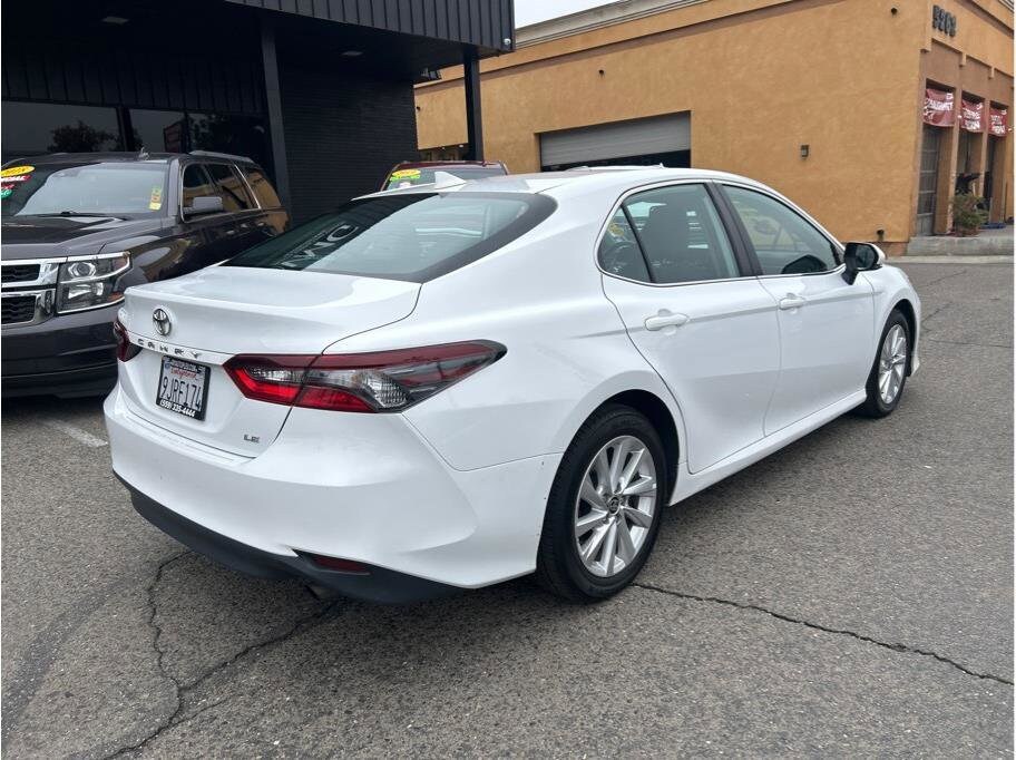 2024 Toyota Camry LE photo 2