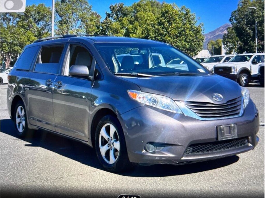 Used 2016 Toyota Sienna Van