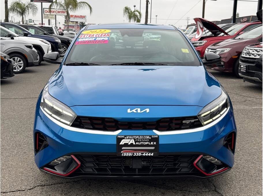 2022 Kia Forte GT photo 2