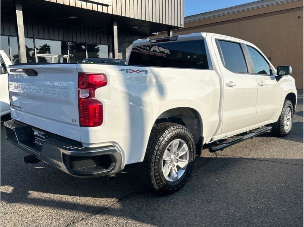 Used 2021 Chevrolet Silverado 1500 LT Truck Crew Cab