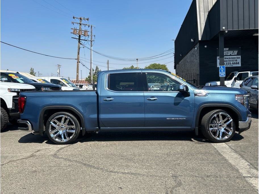 2024 Gmc Sierra 1500 SLT photo 3