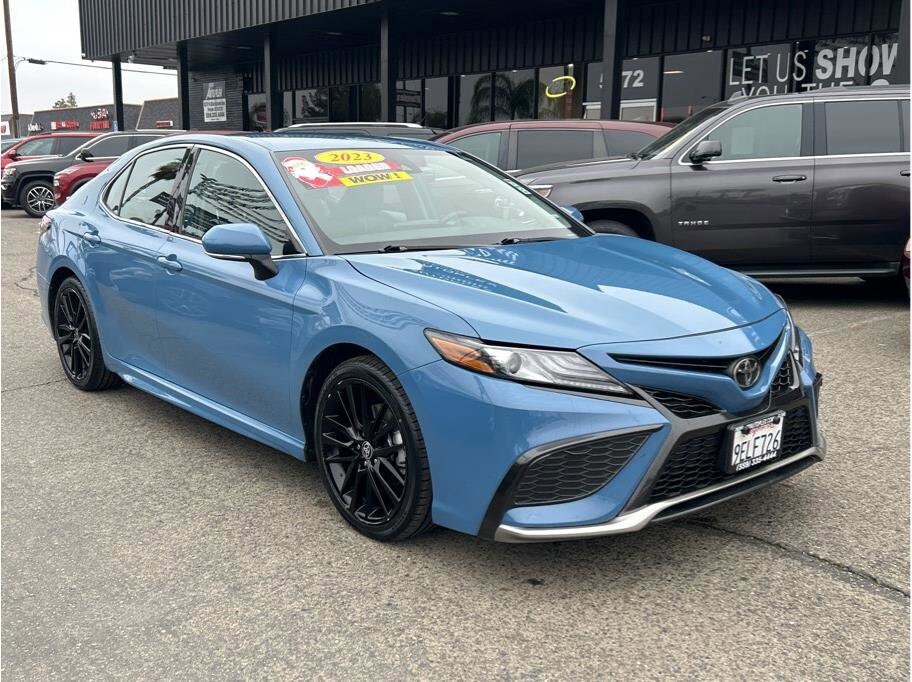 2023 Toyota Camry XSE photo 2
