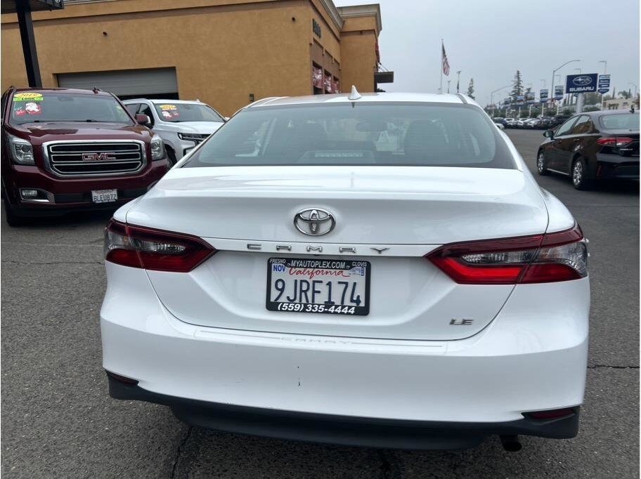 2024 Toyota Camry LE photo 3