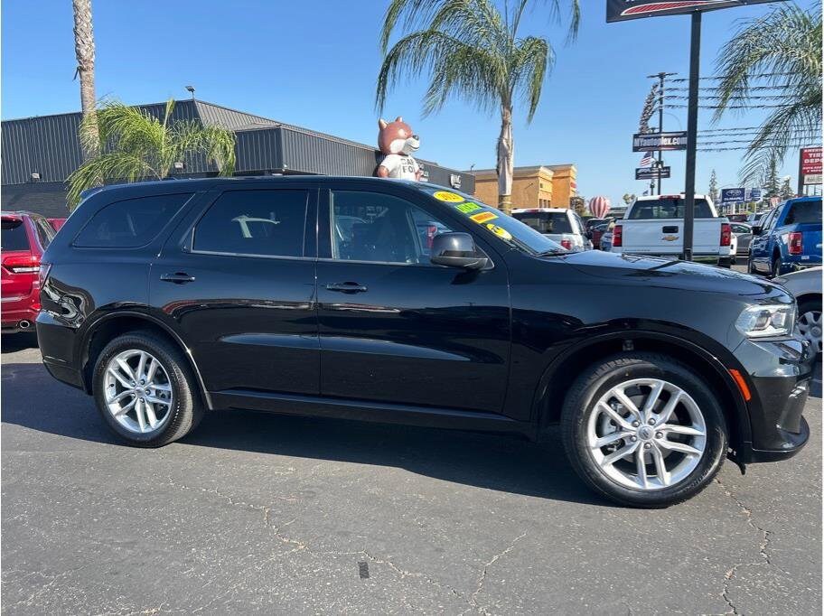2023 Dodge Durango GT photo 2