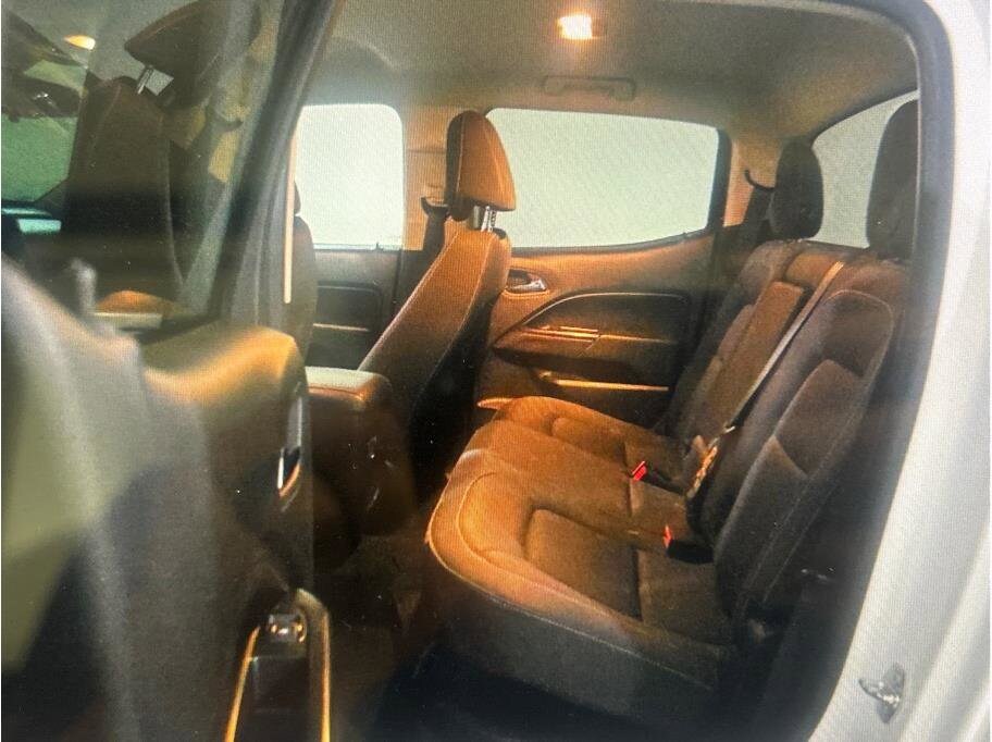 2019 Chevrolet Colorado LT photo 4