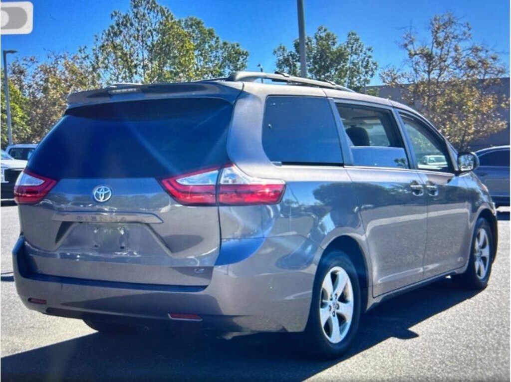 Used 2016 Toyota Sienna Van