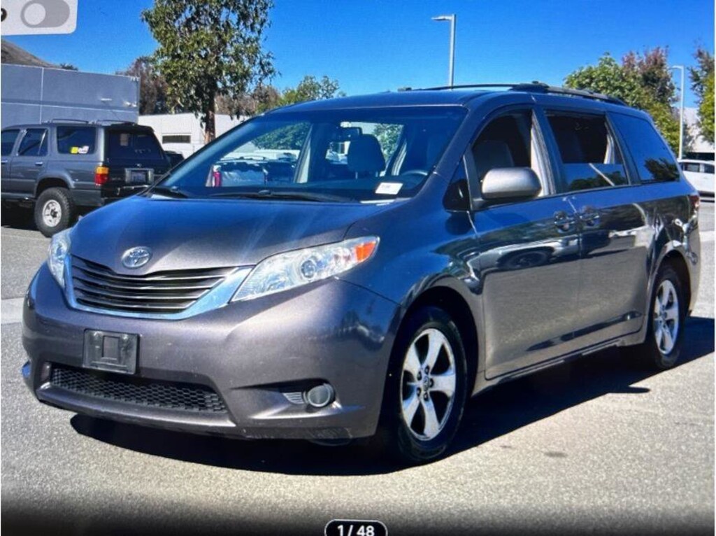 Used 2016 Toyota Sienna Van