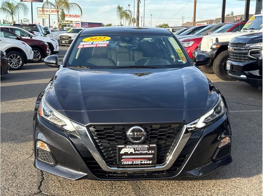 2022 Nissan Altima 2.5 SV photo 2