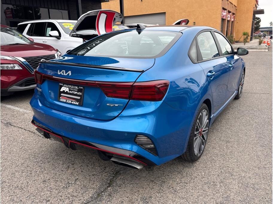 2022 Kia Forte GT photo 4