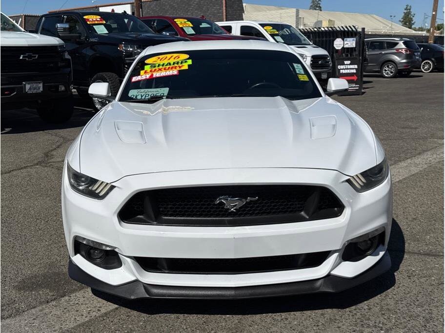 2016 Ford Mustang GT photo 2