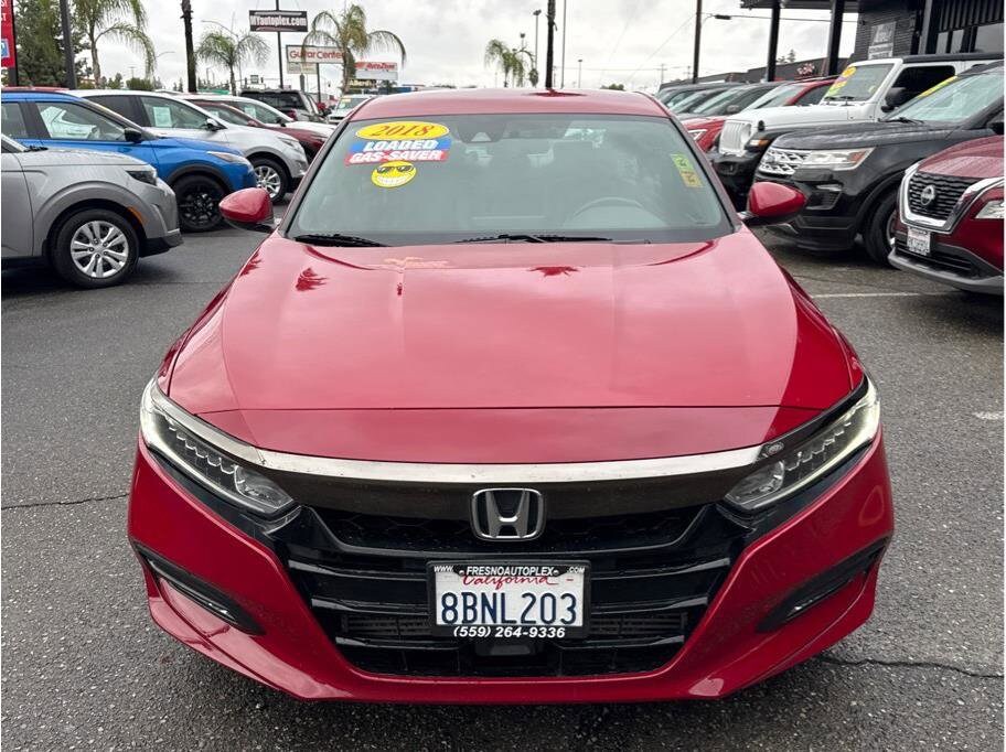 2018 Honda Accord Sport photo 2