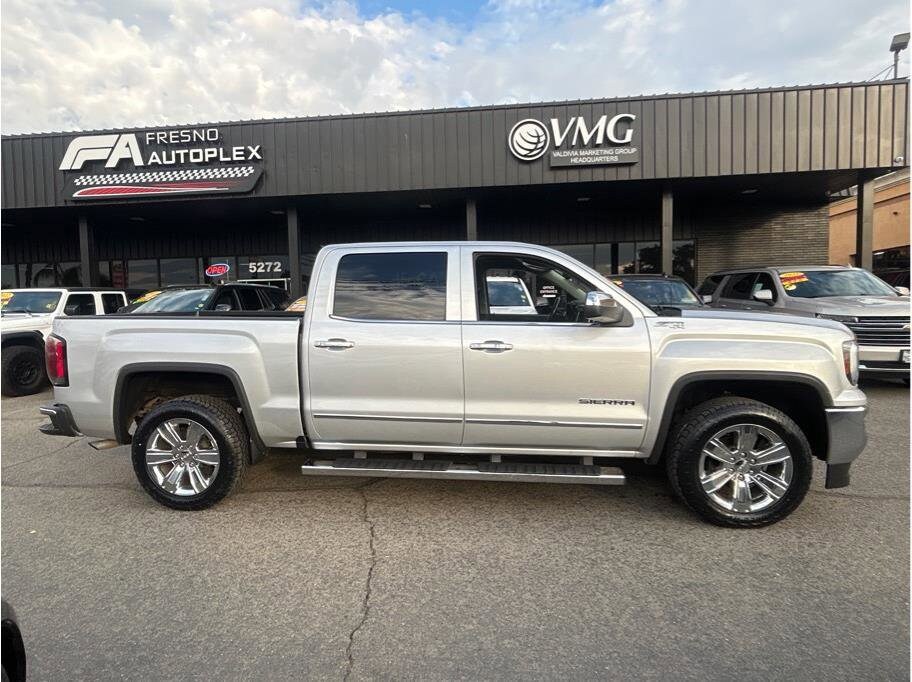 2018 Gmc Sierra 1500 SLT photo 2