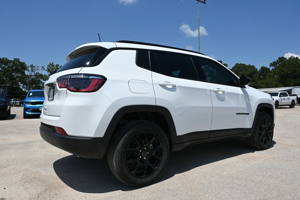 New 2026 Jeep Compass LATITUDE ALTITUDE 4X4 Sport Utility