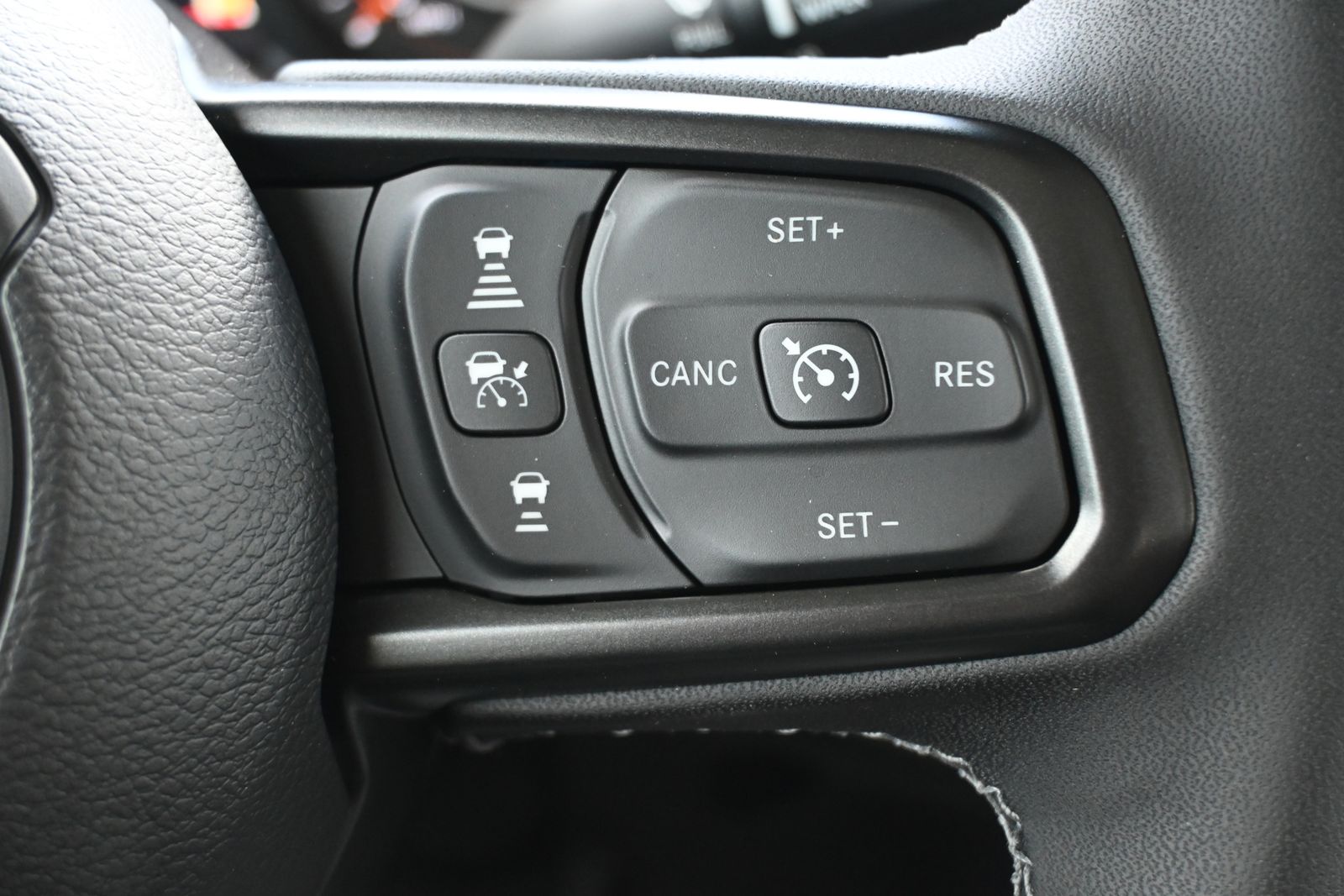 2025 Jeep Gladiator Rubicon - Photo 13