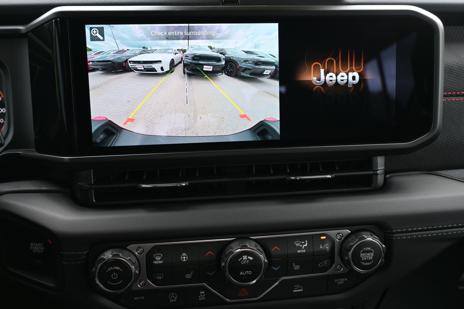 2025 Jeep Gladiator Rubicon - Photo 15