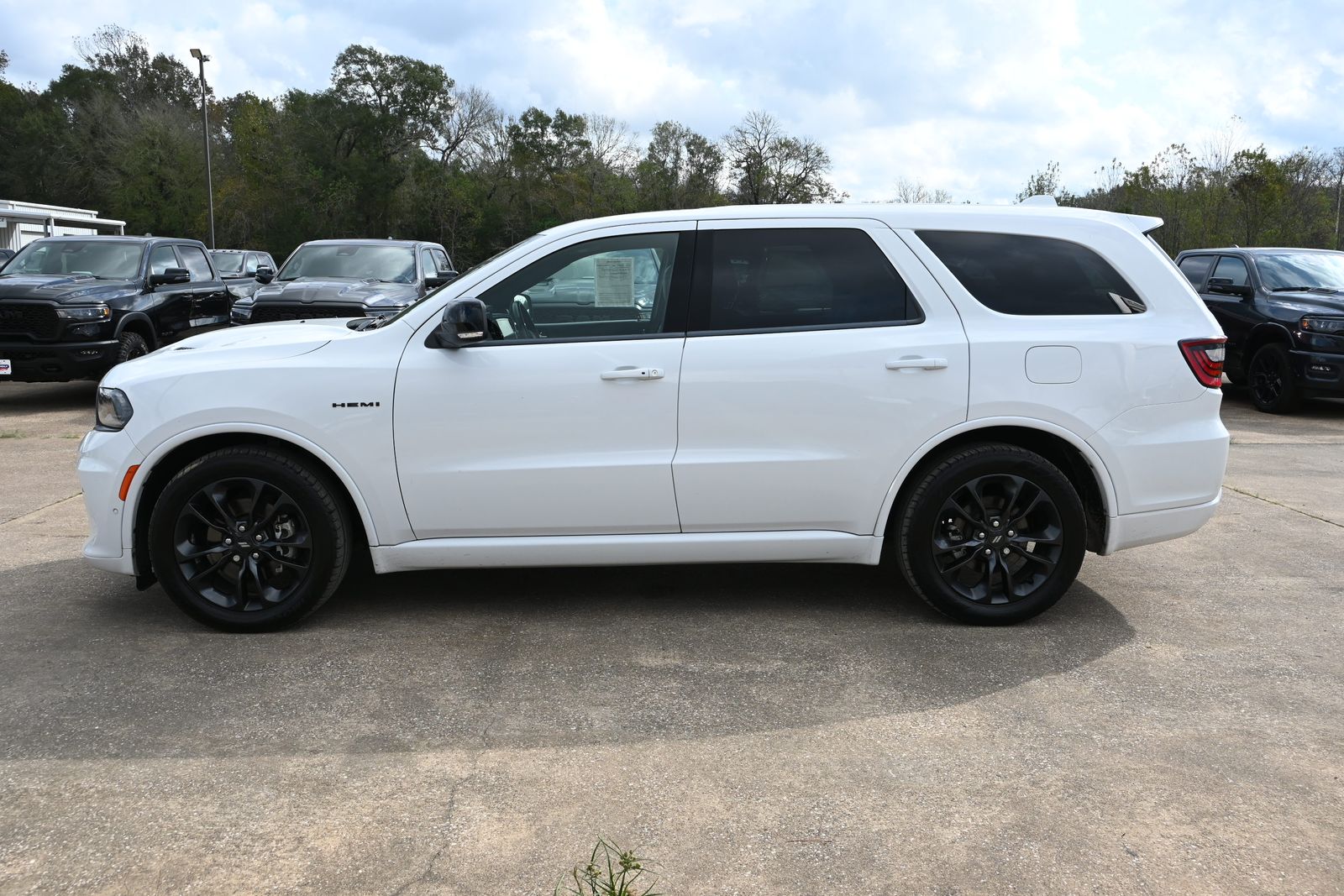 2022 Dodge Durango R/T photo 2