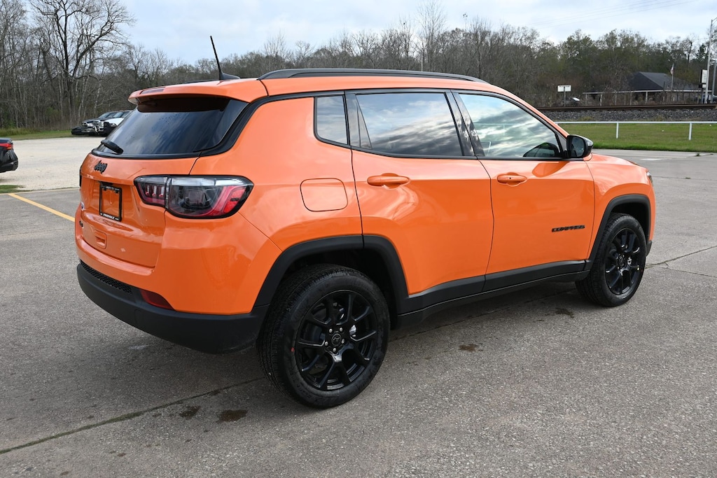 New 2026 Jeep Compass LATITUDE ALTITUDE 4X4 Sport Utility