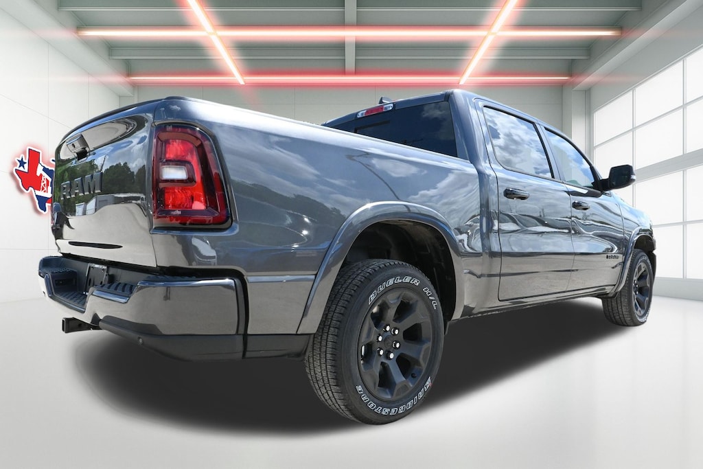 New 2026 Ram 1500 LONE STAR CREW CAB 4X2 5'7 BOX Pickup