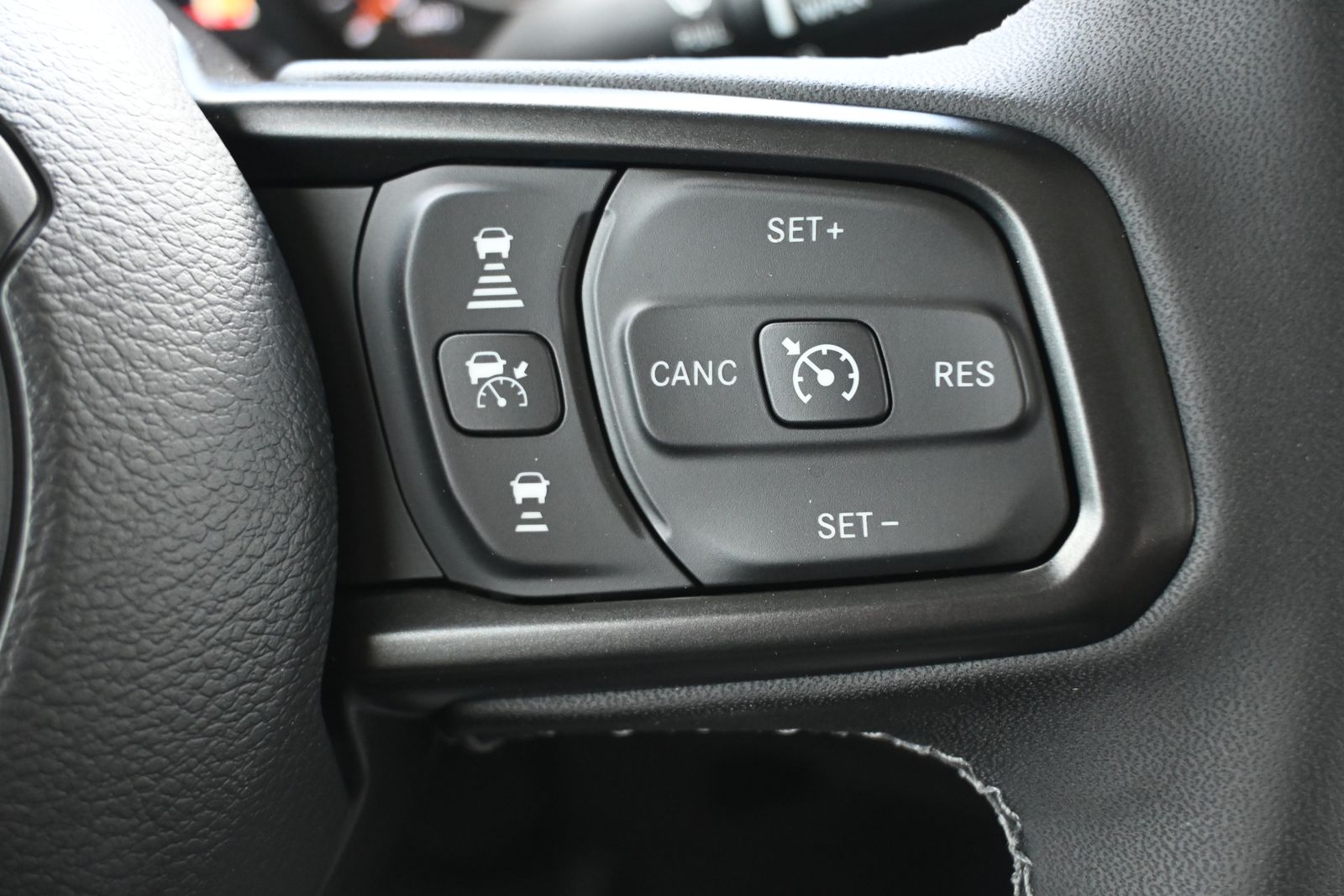 2025 Jeep Gladiator Rubicon - Photo 13