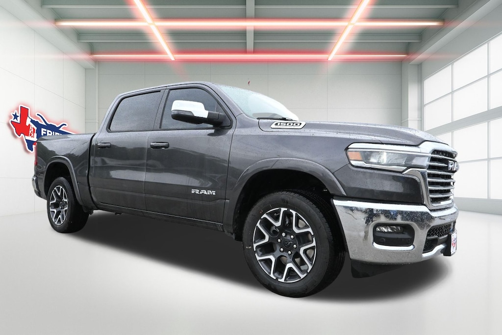 New 2026 Ram 1500 LARAMIE CREW CAB 4X4 5'7 BOX Pickup