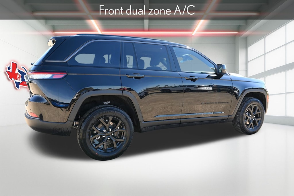 New 2026 Jeep Grand Cherokee LAREDO ALTITUDE 4X2 Sport Utility