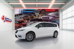 2026 Chrysler Pacifica SELECT AWD Passenger Van