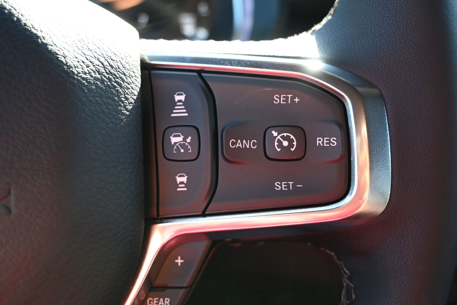 2026 RAM 1500 Laramie - Photo 16