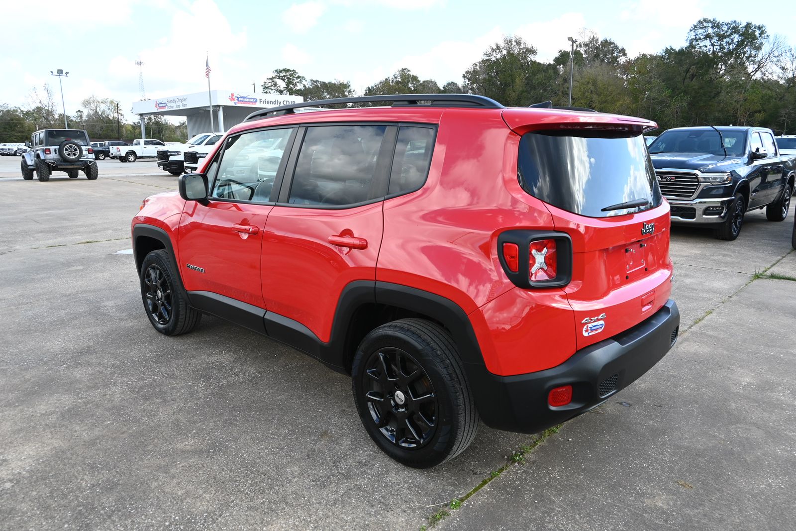 2022 Jeep Renegade Latitude photo 4
