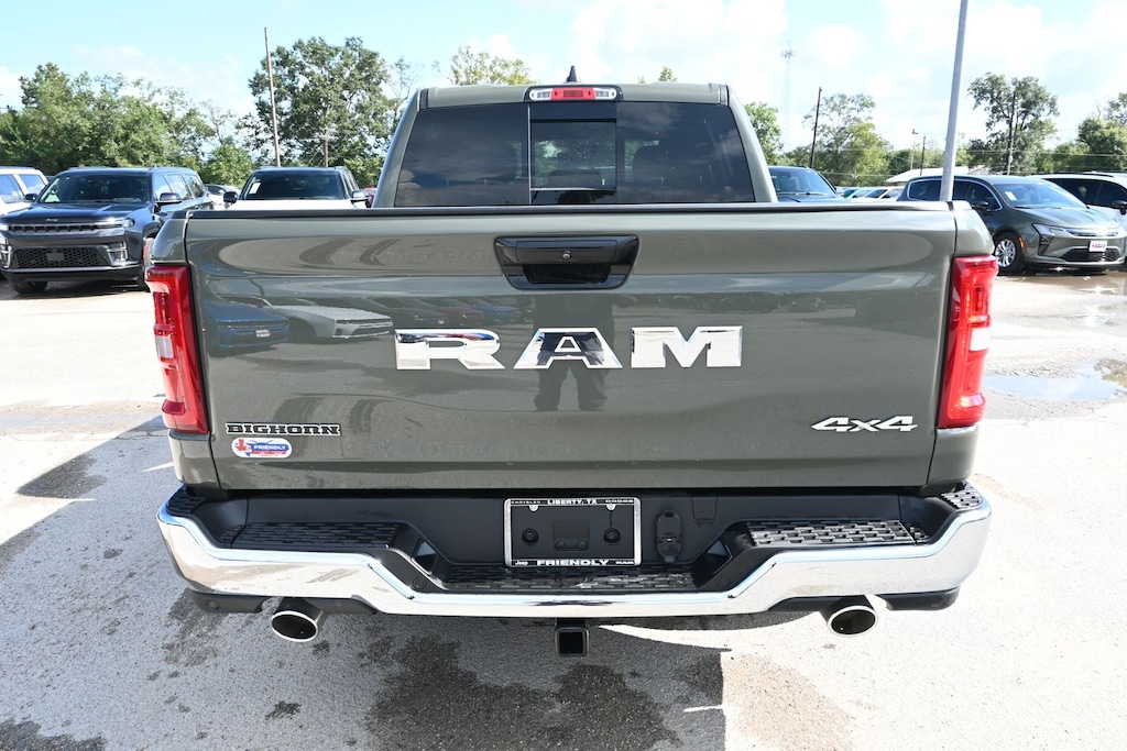 New 2026 Ram 1500 BIG HORN CREW CAB 4X4 5'7 BOX Pickup