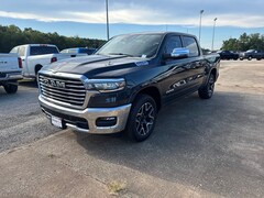 2025 Ram 1500 LARAMIE CREW CAB 4X4 5'7 BOX Pickup