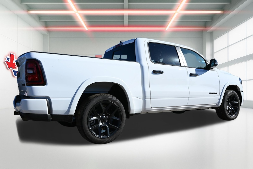 New 2026 Ram 1500 LARAMIE CREW CAB 4X4 5'7 BOX Pickup