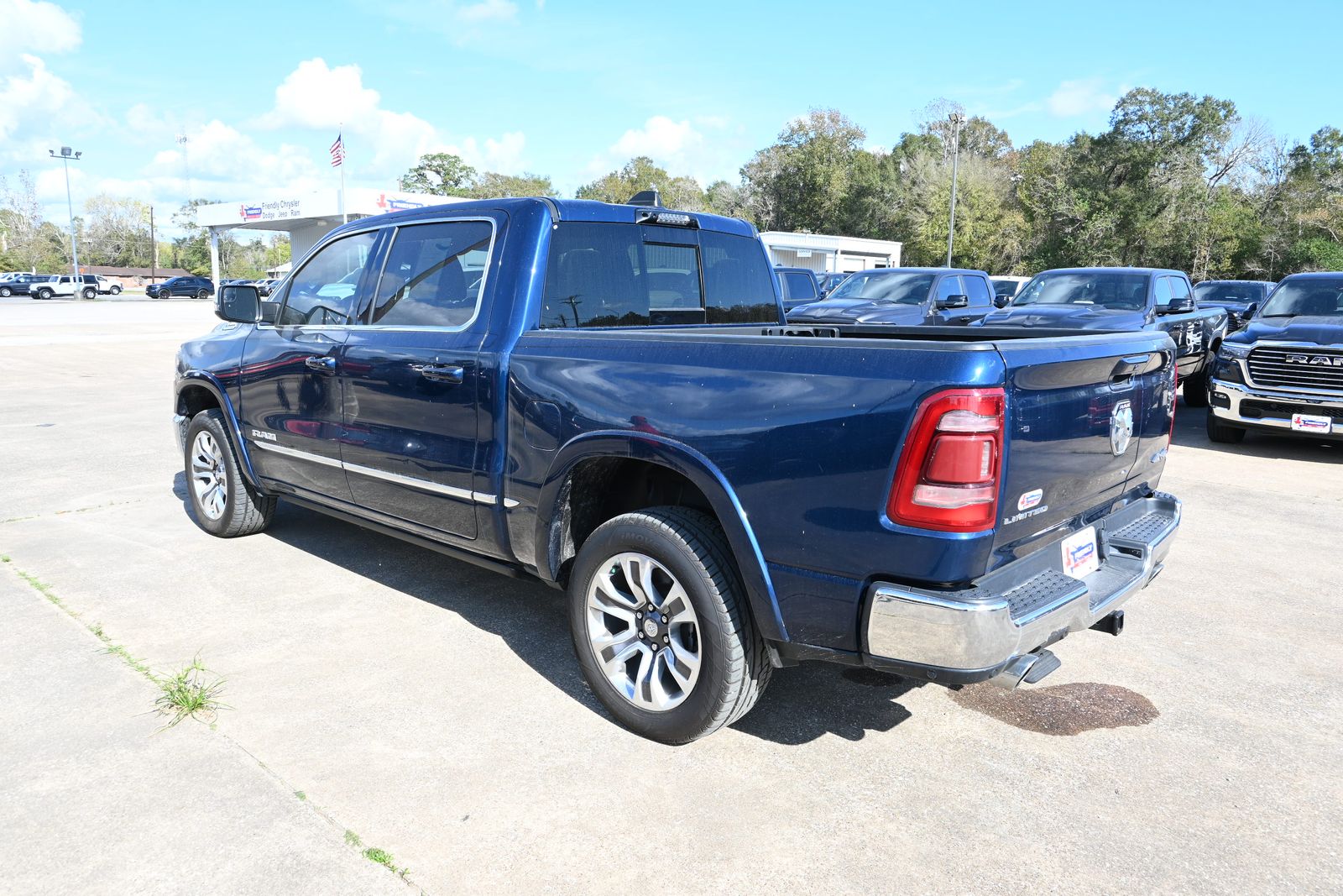 2023 Ram 1500 Limited photo 4
