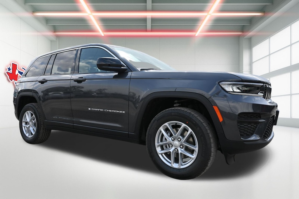 New 2026 Jeep Grand Cherokee LAREDO X 4X4 Sport Utility