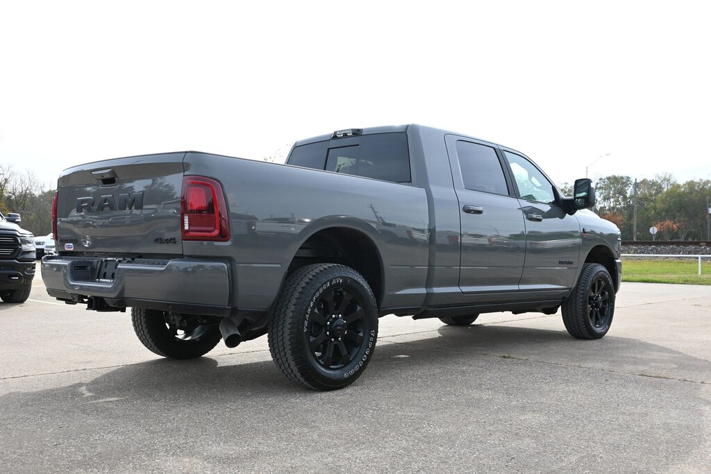 New 2026 Ram 3500 LARAMIE MEGA CAB 4X4 6'4 BOX Pickup